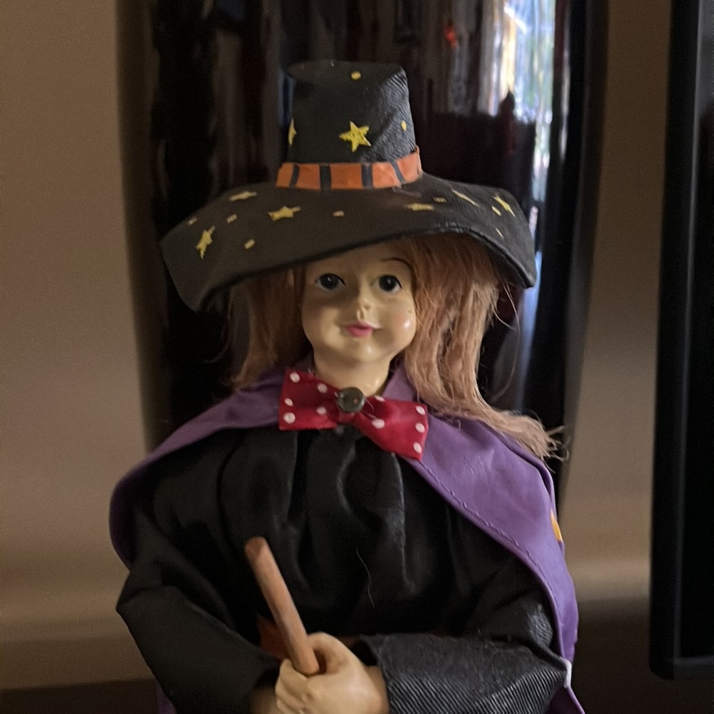 SCARECROW AND WITCH FABRIC MACHE FIGURES 13” TALL APPROXIMATELY HALLOWEEN - Picture 4 of 12